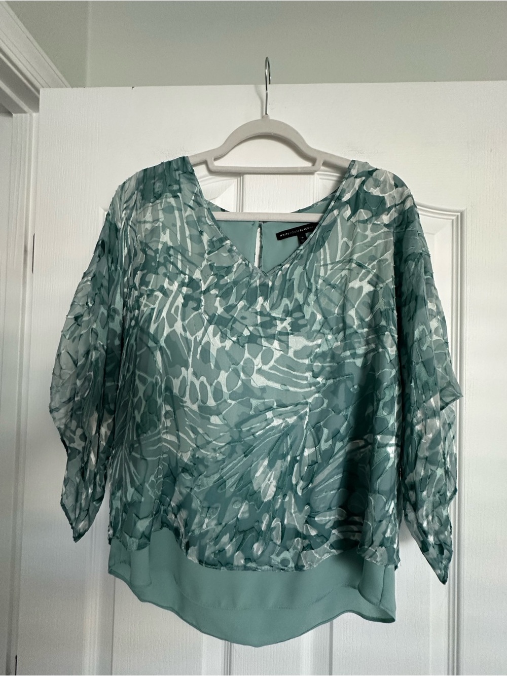 White House Black Market Seafoam Green Patterned V-Neck Blouse